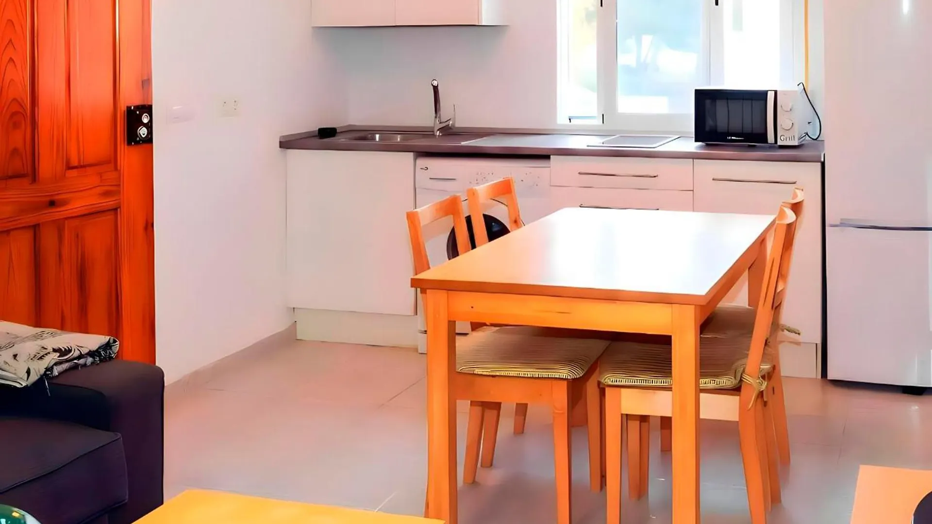 Apartamento Junto El Mar Con Piscina Conil De La Frontera 0*,  Spain