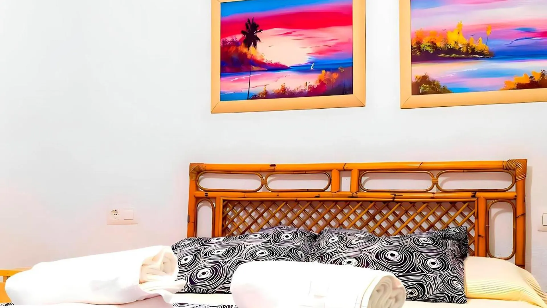 Apartamento Junto El Mar Con Piscina Conil De La Frontera Spain